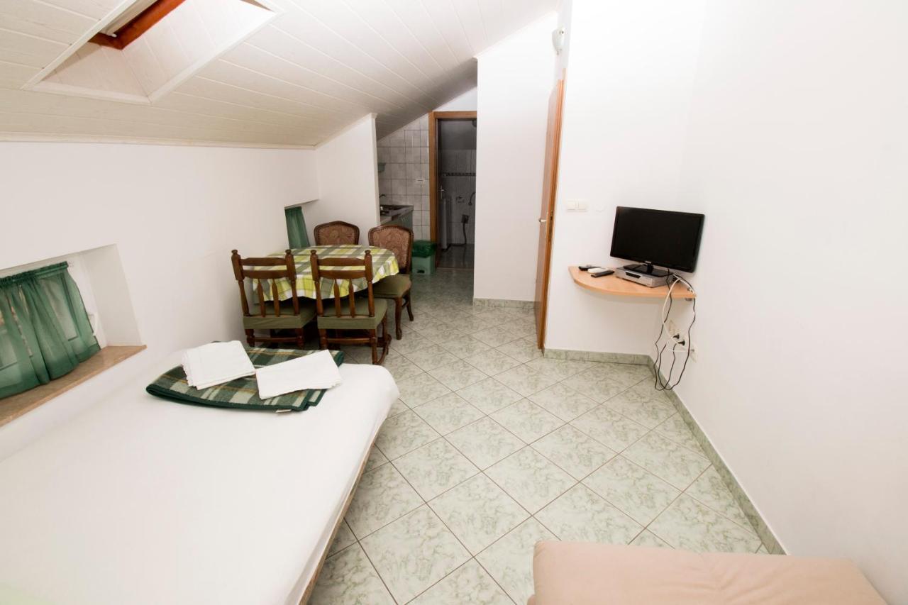 Omis - Michy Apartments Kültér fotó
